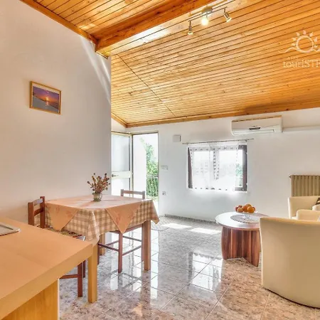 Paradinovic 2 Zambratija (Istria)